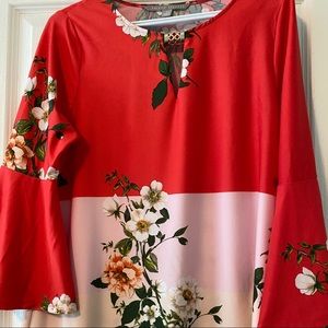 Valerie Stevens Bell Sleeve Top